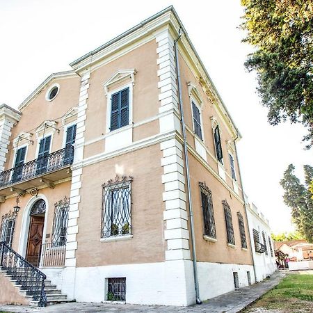 Tenuta Villa Colle Sereno Montemarciano Eksteriør billede